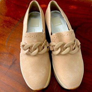 New Dolce Vita Jhenee Dune Size 6
